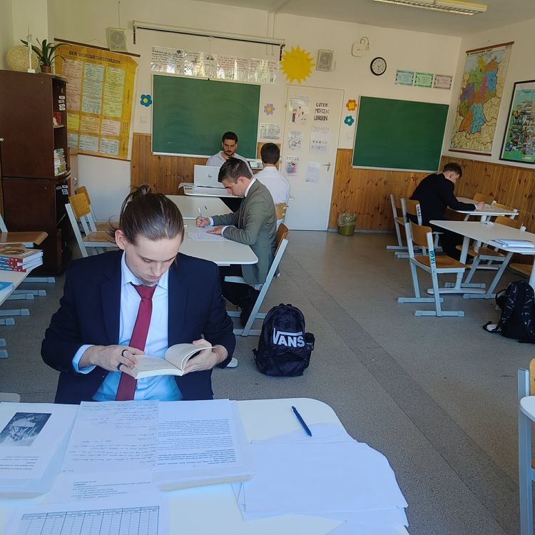 Főpróba a célegyenesben: Lezajlottak a tizenkettedikesek kisérettségijei