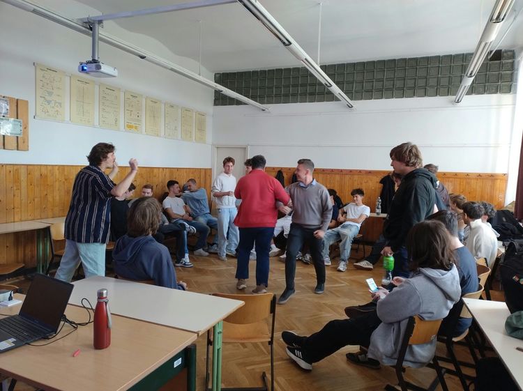 Radnótis drámapedagógia a Trefortban