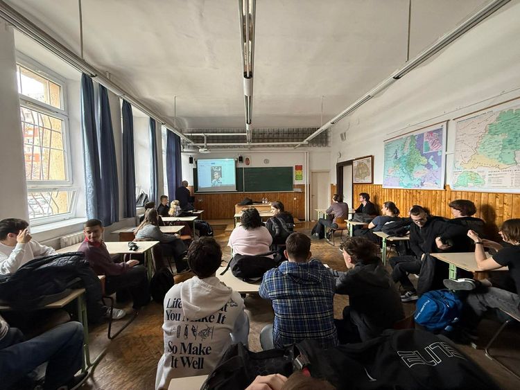 Játékos verseny a fenntarthatóságért a 10.D-nél