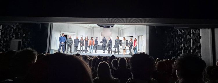 Dráma a színpadon és azon túl