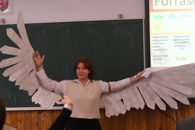 Kreatív prezentációk a 9.K osztály projektnapján