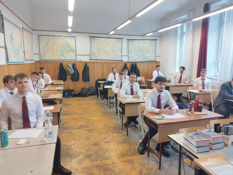 Indul az érettségi jelentkezés