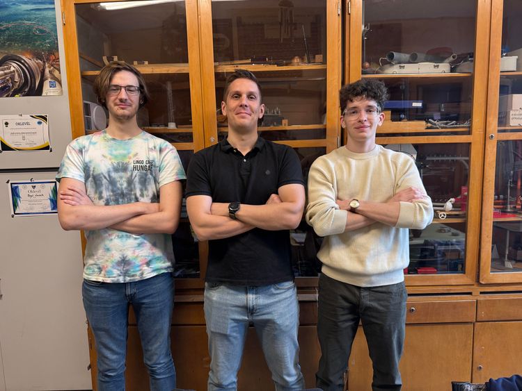 Két diákunk a Mikola döntőben!