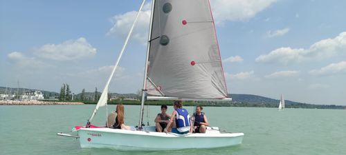 ba132303-26d2-4bd3-aa45-6b1e5c8d2c68.jpg